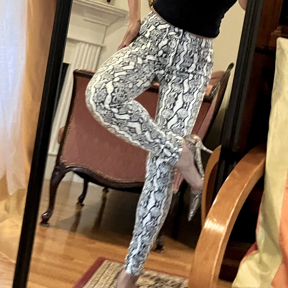 Woman pants